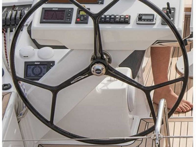 Hanse 588 aluminum steering column bakeboard white type - trs1119 - afbeelding 1 van  1