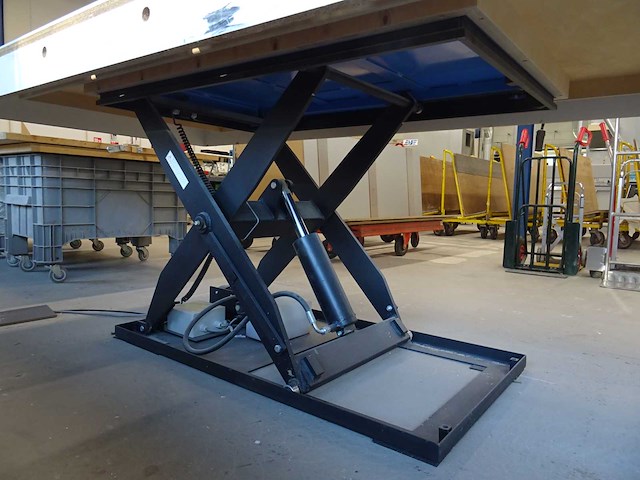 Hanselifter - hiw2.0eu-02 - schaarheftafel - afbeelding 2 van  5