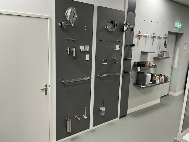 Hansgröhe / tiger douche en toilet garnituur - afbeelding 1 van  9