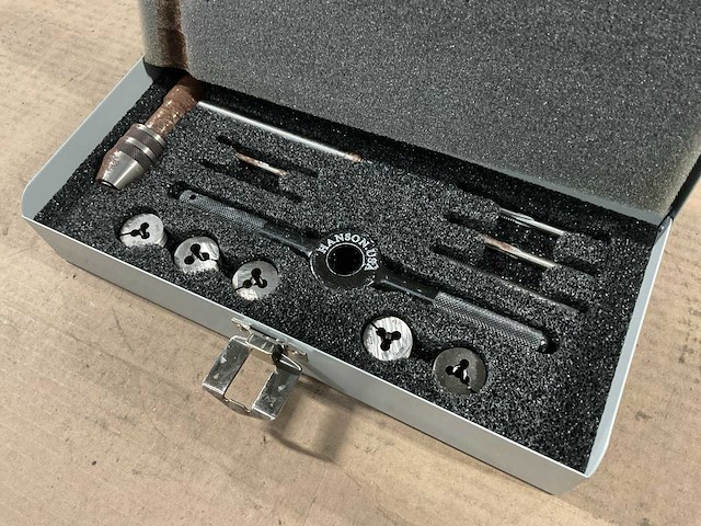 Hanson screw threading set - afbeelding 2 van  4
