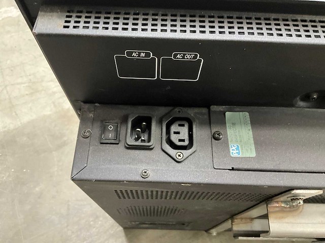 Hantarex quadro lcd 32 hd mon/rpc3 industriële 32” hd lcd-monitor - afbeelding 3 van  4