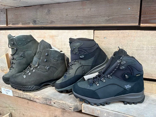 Hanwag wandelschoen 37/37,5 (2x) - afbeelding 1 van  3