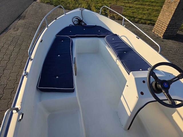 Happy 435 - consoleboot en visboot incl. honda 5 pk 4 takt buitenboordmotor - afbeelding 18 van  33