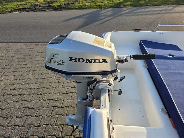Happy 435 - consoleboot en visboot incl. honda 5 pk 4 takt buitenboordmotor - afbeelding 21 van  33