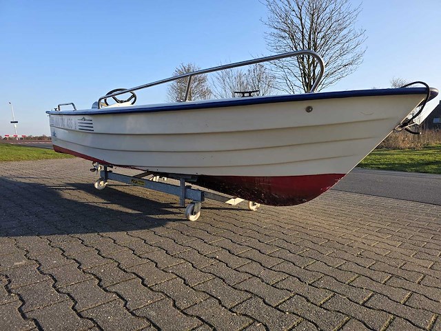 Happy 435 - consoleboot en visboot incl. honda 5 pk 4 takt buitenboordmotor - afbeelding 3 van  33