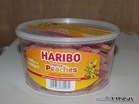 Happy peaches haribo in 4 overdozen met 6 emmers a 150 stuks. tht 8-2026. - afbeelding 1 van  2