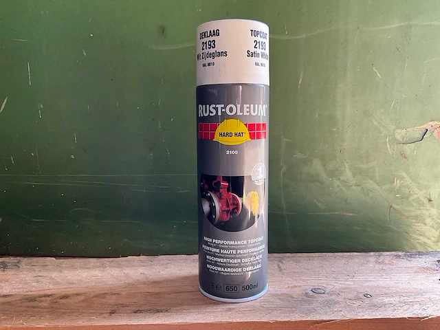 Hard hat - rust-oleum 2193 zijdeglans wit ral 9010 - spuitbus verf (3x) - afbeelding 2 van  7
