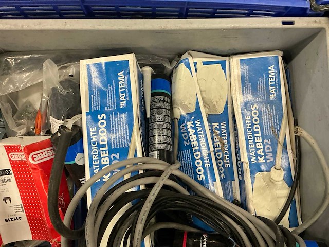 Hard pvc en diverse elektra - afbeelding 6 van  7