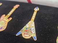 Hard rock café kobe broche set - christmas special - afbeelding 5 van  9