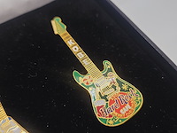 Hard rock café kobe broche set - christmas special - afbeelding 6 van  9