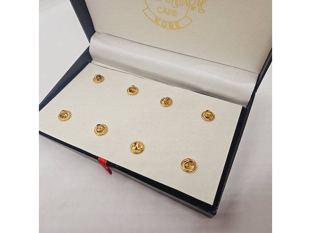 Hard rock café kobe broche set - christmas special - afbeelding 7 van  9