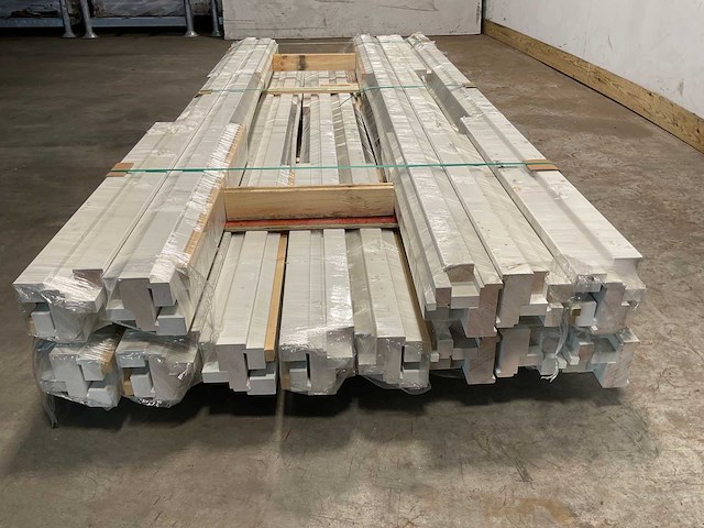 Hardhout biko met bovenlicht stomp 280cm wit gegrond 56x115mm (13x) - afbeelding 6 van  7