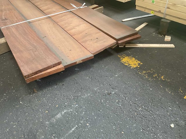 Hardhout geschaafd 18x200x3350 mm (6x) - afbeelding 2 van  4