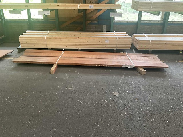 Hardhout geschaafd 18x200x3350 mm (6x) - afbeelding 3 van  4