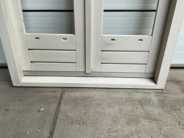 Hardhout kozijn met openslaande deuren (3x) - afbeelding 3 van  4