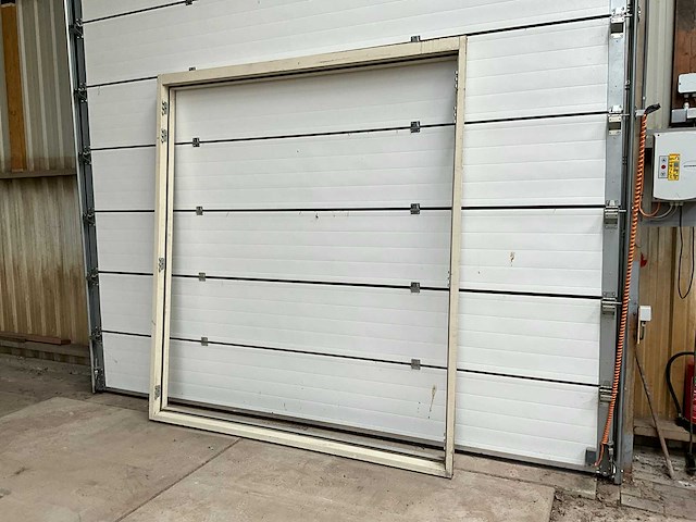 Hardhout kozijn met openslaande deuren - afbeelding 4 van  6