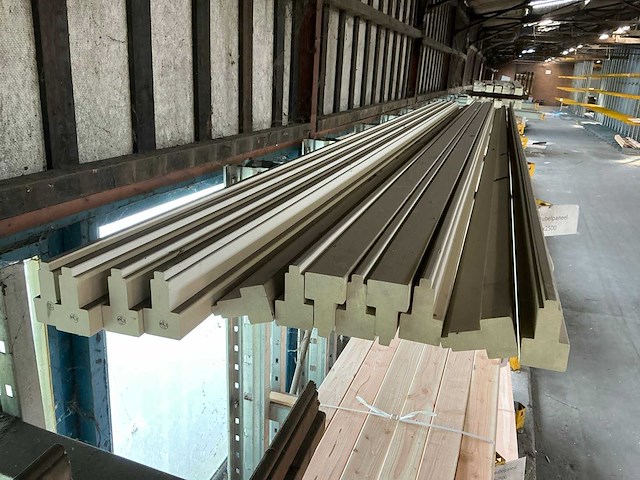 Hardhout kozijn prof 5900 mm (12x) - afbeelding 1 van  8