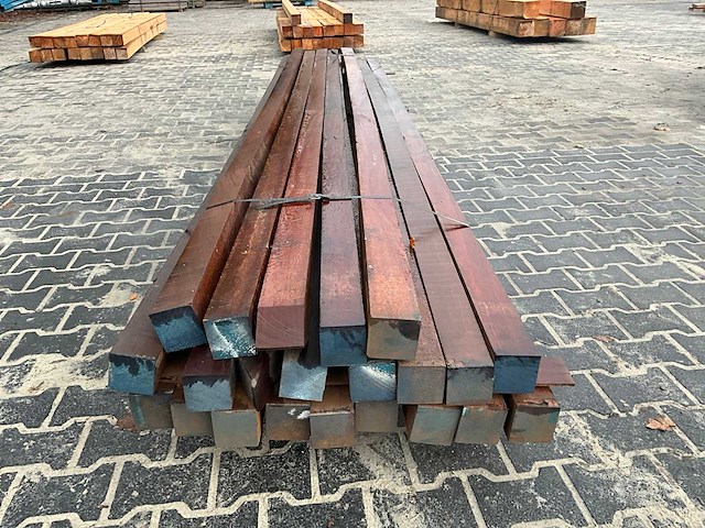 Hardhouten azobé paal 8x8x400 cm (22x) - afbeelding 4 van  5