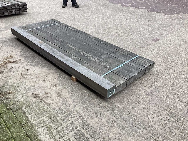 Hardhouten balk 125x125x2500mm (9x) - afbeelding 2 van  5