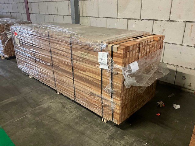 Hardhouten balk (240x) - afbeelding 1 van  6