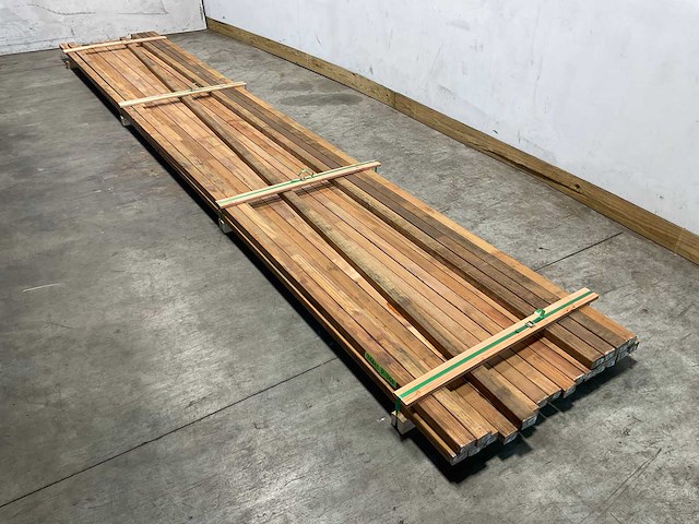 Hardhouten bankirai regel gelamineerd 590x6x4 cm (22x) - afbeelding 1 van  2