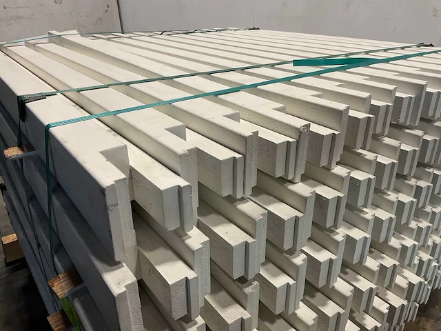Hardhouten bovendorpel voor opdekdeuren 1030x70x65 mm (109x) - afbeelding 4 van  8