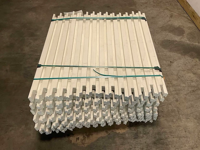Hardhouten bovendorpel voor opdekdeuren 1030x70x65 mm (109x) - afbeelding 5 van  8
