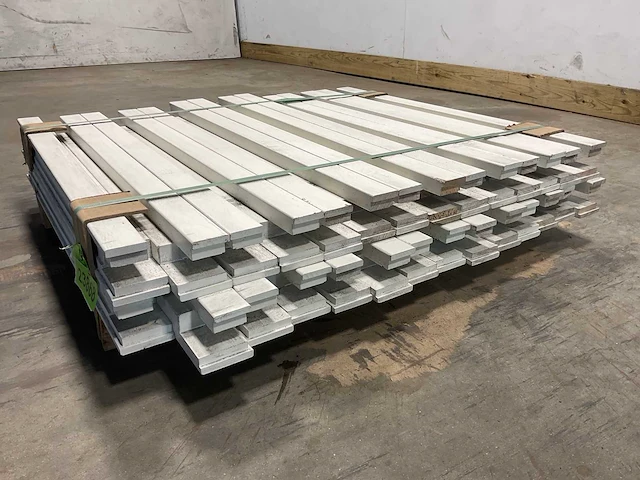 Hardhouten bovendorpel voor opdekdeuren 830x70x65 mm (28x) - afbeelding 5 van  7
