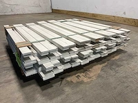 Hardhouten bovendorpel voor opdekdeuren 830x70x65 mm (28x) - afbeelding 5 van  7