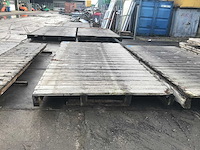 Hardhouten brugdekdeel - afbeelding 3 van  3