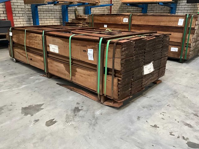 Hardhouten damwand 250x18,5x3 cm (80x) - afbeelding 1 van  6