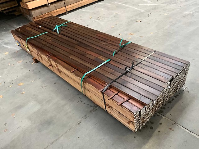 Hardhouten onderprofiel 2,7x6,5x 300 cm (160x) - afbeelding 3 van  5