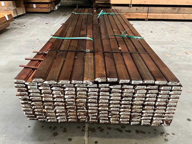 Hardhouten onderprofiel 2,7x6,5x 300 cm (160x) - afbeelding 4 van  5