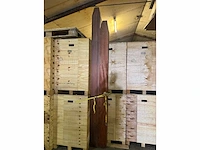 Hardhouten paal 18x18cm lengte 275 & 305cm
