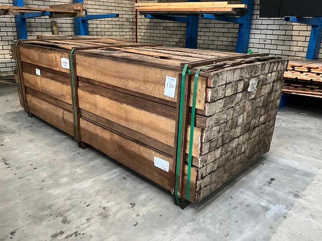 Hardhouten paal 6,8x6,8x250 cm (150x) - afbeelding 1 van  7