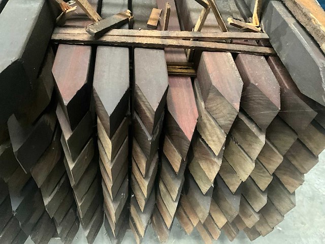 Hardhouten paal 6,8x6,8x250cm (118x) - afbeelding 7 van  7