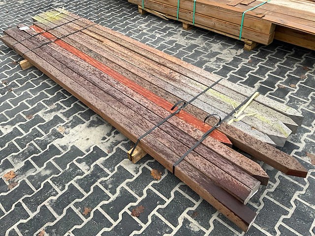 Hardhouten paal 8x8x300 cm (11x) - afbeelding 3 van  6