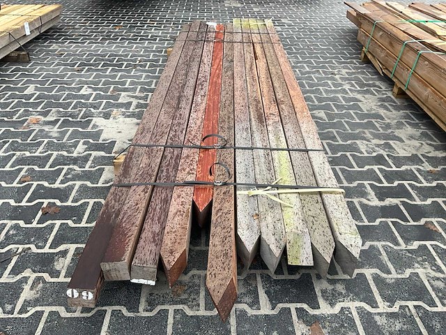 Hardhouten paal 8x8x300 cm (11x) - afbeelding 4 van  6