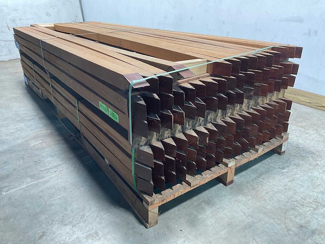 Hardhouten paal gezaagd en gepunt 300x6x6 cm (35x) - afbeelding 4 van  10