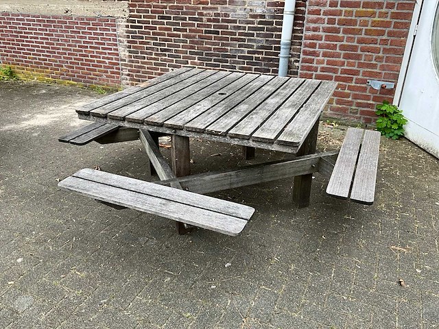 Hardhouten picknicktafel - afbeelding 1 van  7