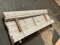 Hardhouten plinten recht 12x45 mm - afbeelding 3 van  3