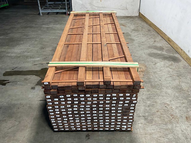 Hardhouten regel 4-zijdig geschaafd 250x6,8x4,5 cm (50x) - afbeelding 3 van  8
