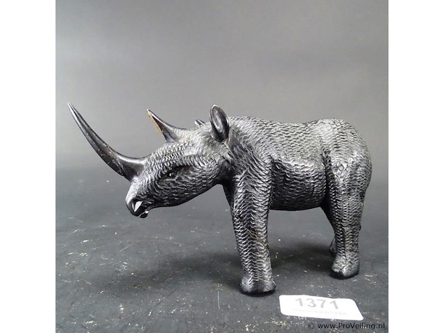 Hardhouten rhinoceros - afbeelding 1 van  5