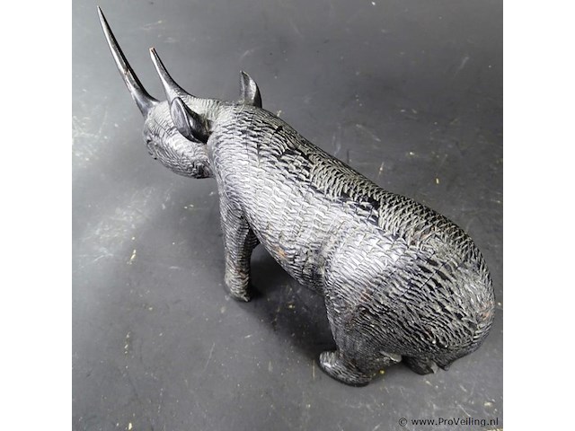 Hardhouten rhinoceros - afbeelding 3 van  5