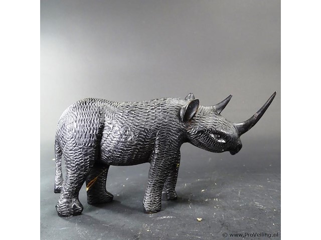 Hardhouten rhinoceros - afbeelding 4 van  5