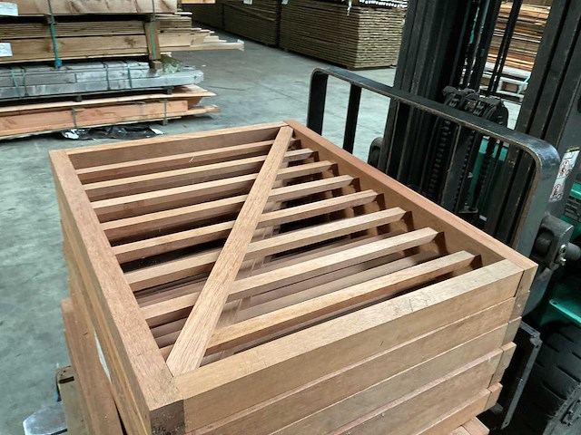 Hardhouten spijlenhek/-poort geschaafd onbehandeld 100x80 cm (2x) - afbeelding 5 van  6