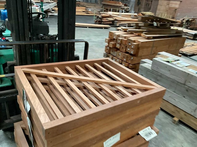 Hardhouten spijlenhek/-poort geschaafd onbehandeld 100x80 cm (2x) - afbeelding 4 van  6