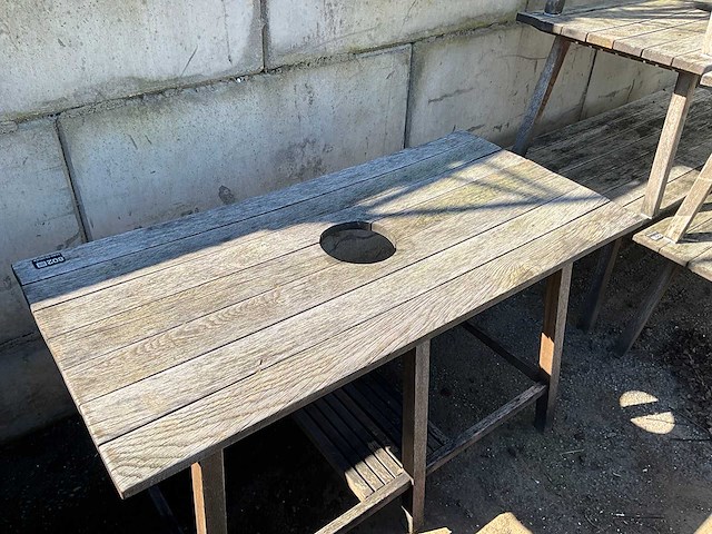 Hardhouten terras bartafel met boomgat (2x) - afbeelding 6 van  7