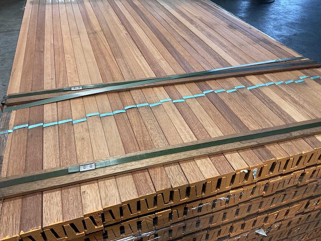 Hardhouten tongnaald profiel-n1 bruin 215x4,9x3,5 cm - set van 2 (50x) - afbeelding 3 van  8