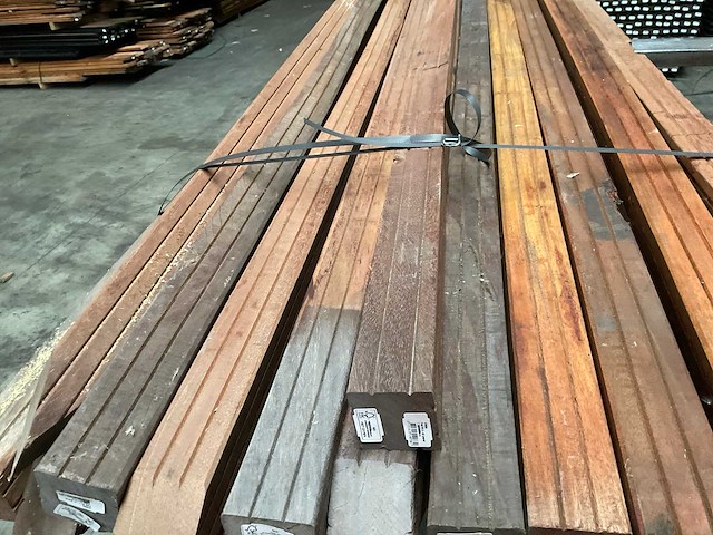 Hardhouten tuinpaal gepunt - 270x6,5x6,5 cm (12x) - afbeelding 4 van  13